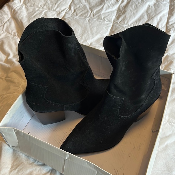 NEW Schutz Black Cowboy Booties Size 11 Suede - Picture 2 of 3